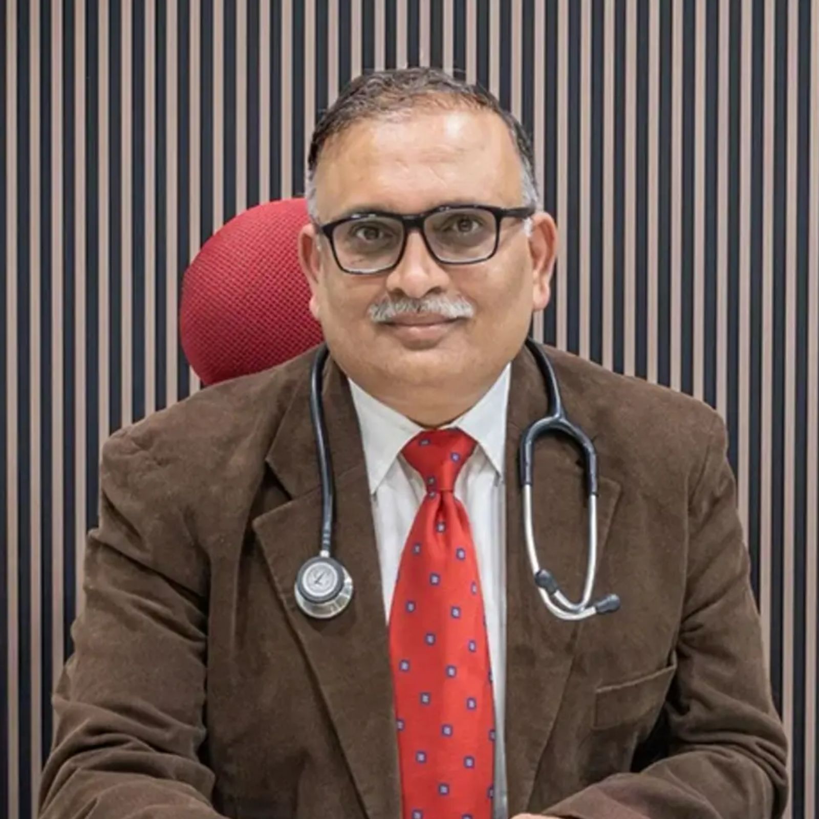 Dr. Vivek Chaurasia